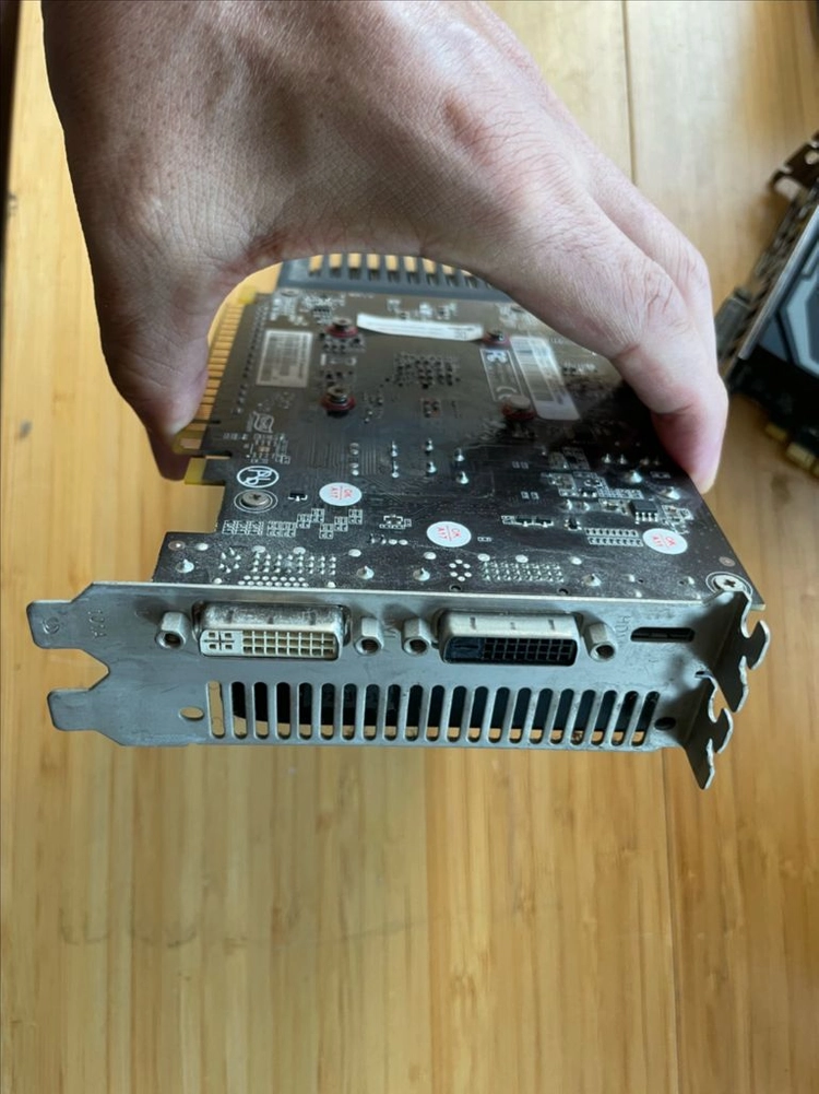 GTX 750 Ti그래픽카드 이미지