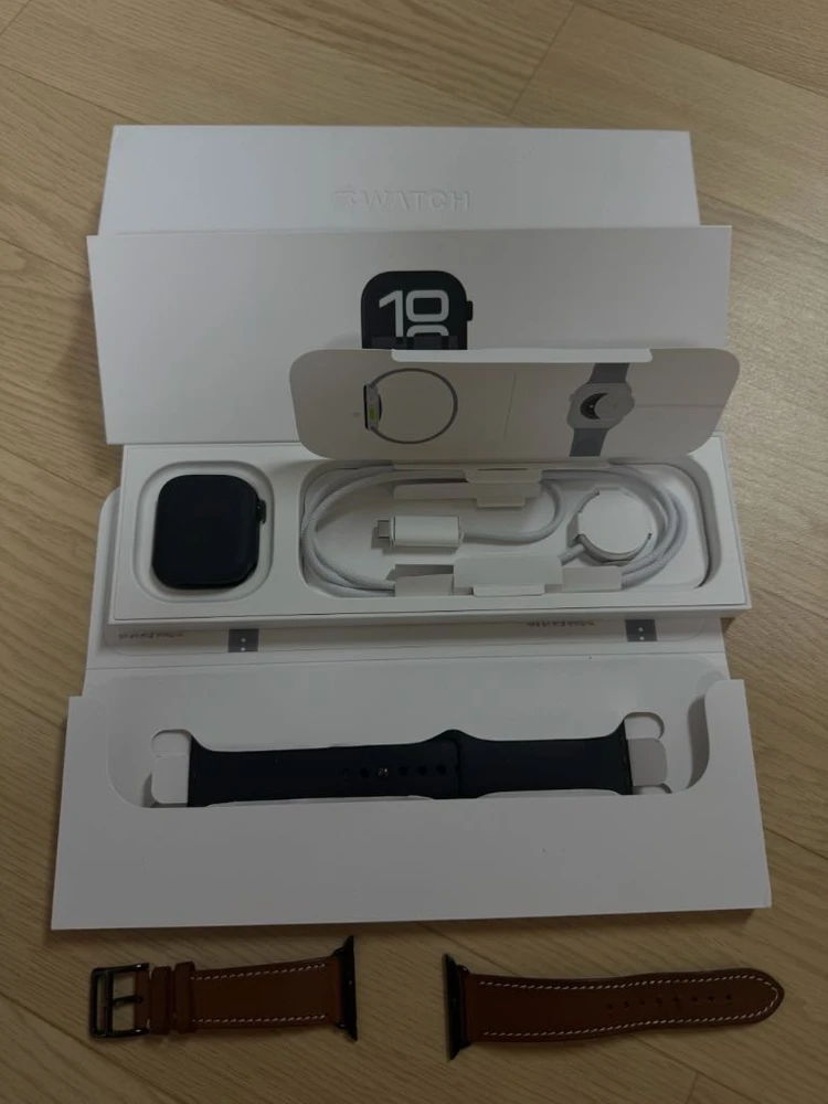 애플워치10 42mm 제트블랙 이미지