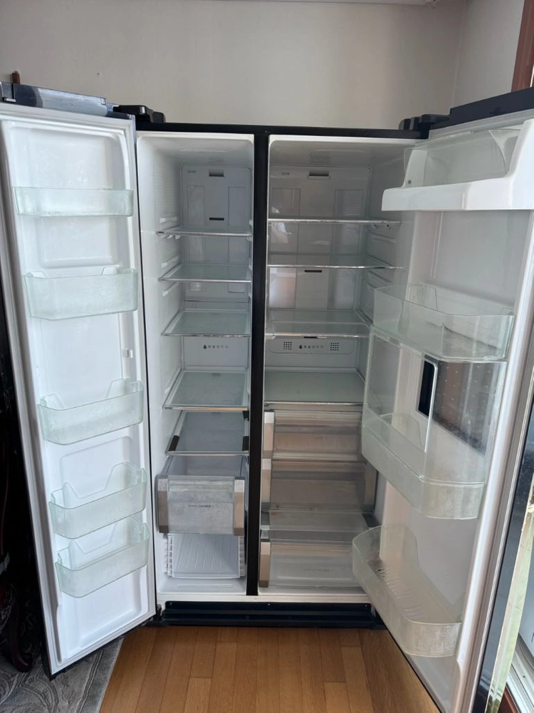 삼성 지펠 마시모 주끼 양문형 냉장고(735L) 이미지