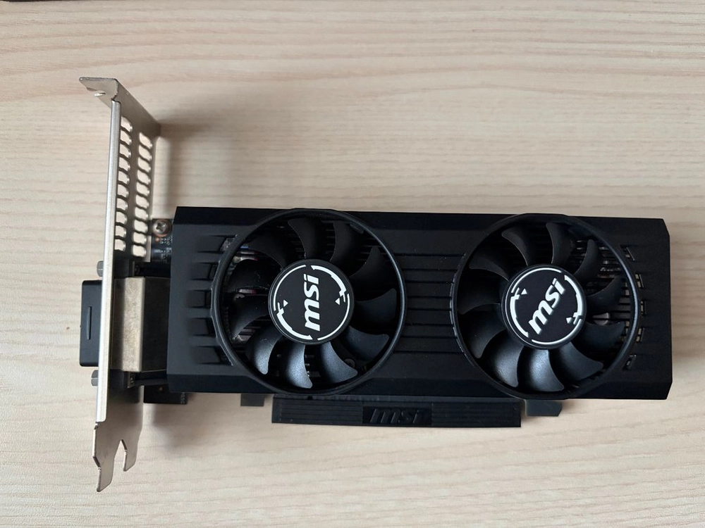 RX560 4GB LP 이미지