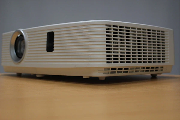 케논 CLP-426 4200안시 중고빔프로젝터 이미지