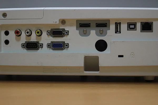 케논 CLP-426 4200안시 중고빔프로젝터 이미지