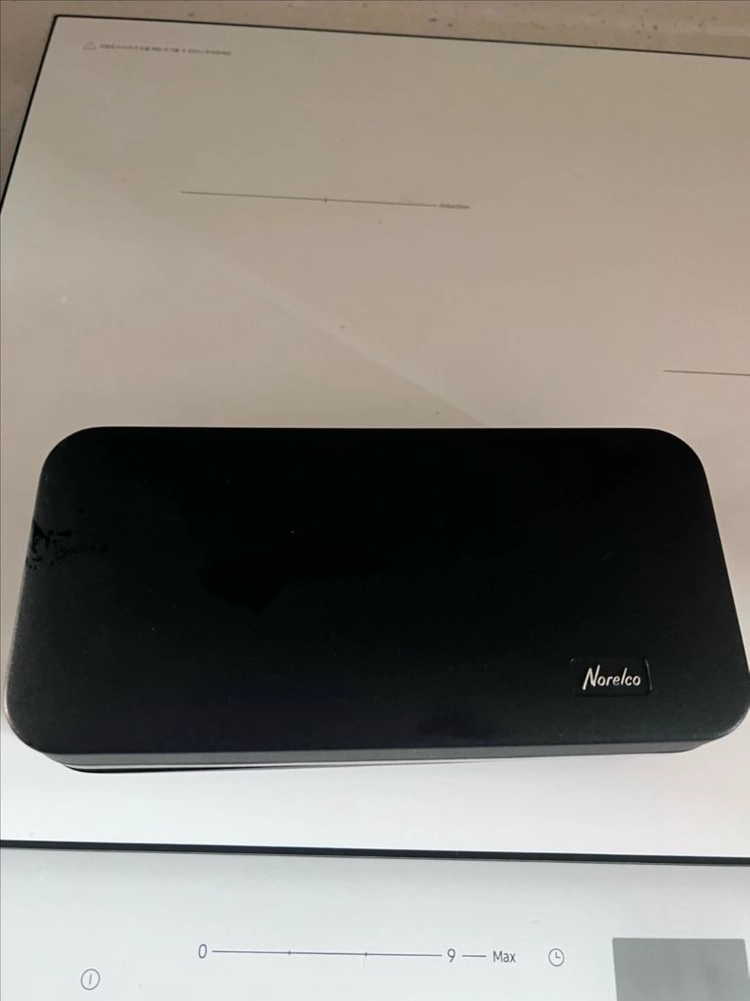 Philips Norelco HP1308 빈티지 전기면도기 이미지