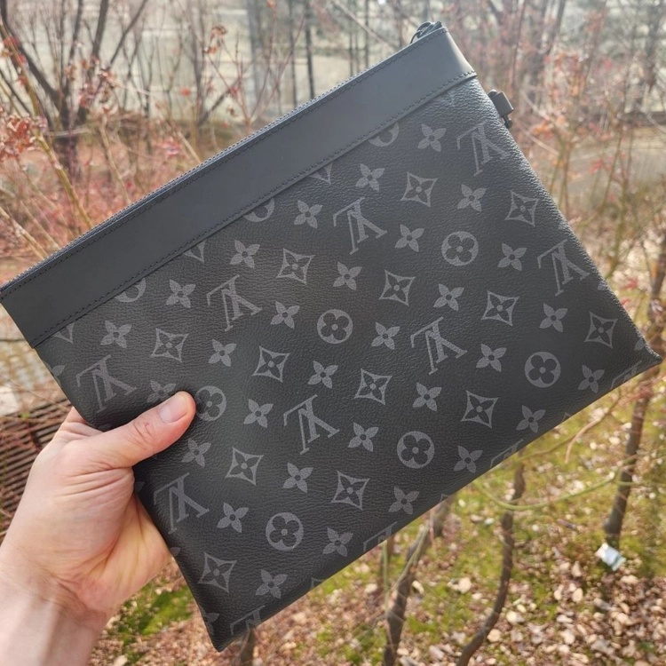 새상품 루이비통 포쉐트 투고 이클립스 클러치백 무료배송 이미지