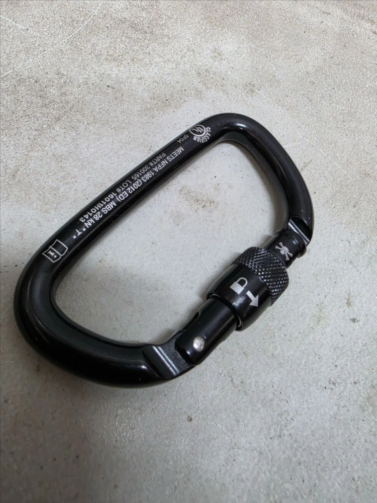 CMC Rescue 카라비너 블랙 USA 이미지