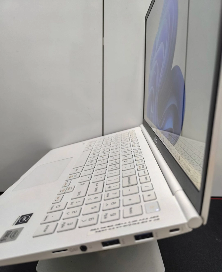 LG 그램 노트북 15인치 i5 10세대 이미지