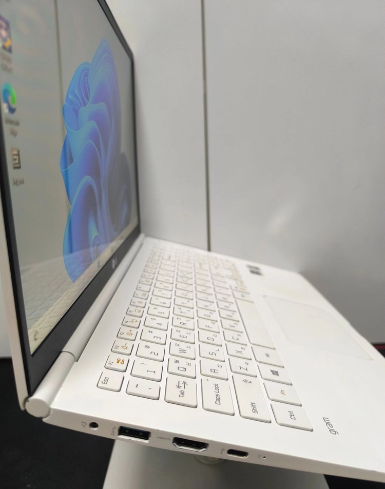 LG 그램 노트북 15인치 i5 10세대 이미지