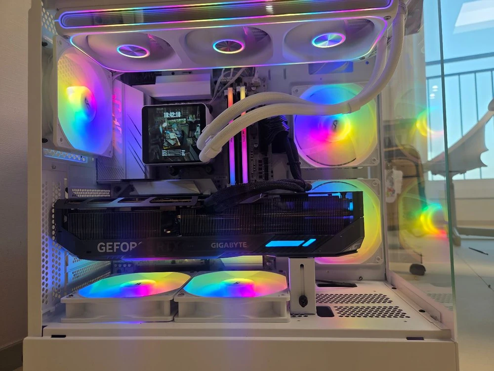 9800x3d, x670e wifi, rtx 5080 초고사양 본체 이미지