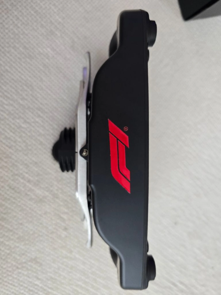 트러스트마스터 포뮬러 휠 애드온 Ferrari SF1000 Edition 이미지