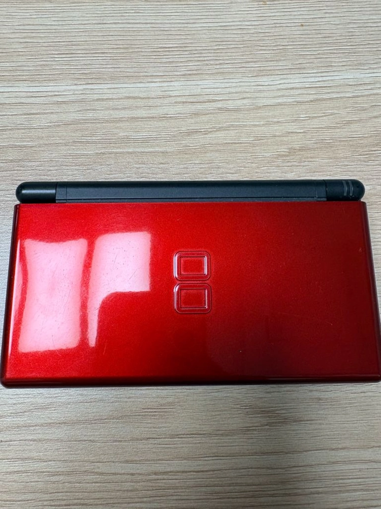 닌텐도DS lite 크림슨 블랙, tt칩 판매 이미지