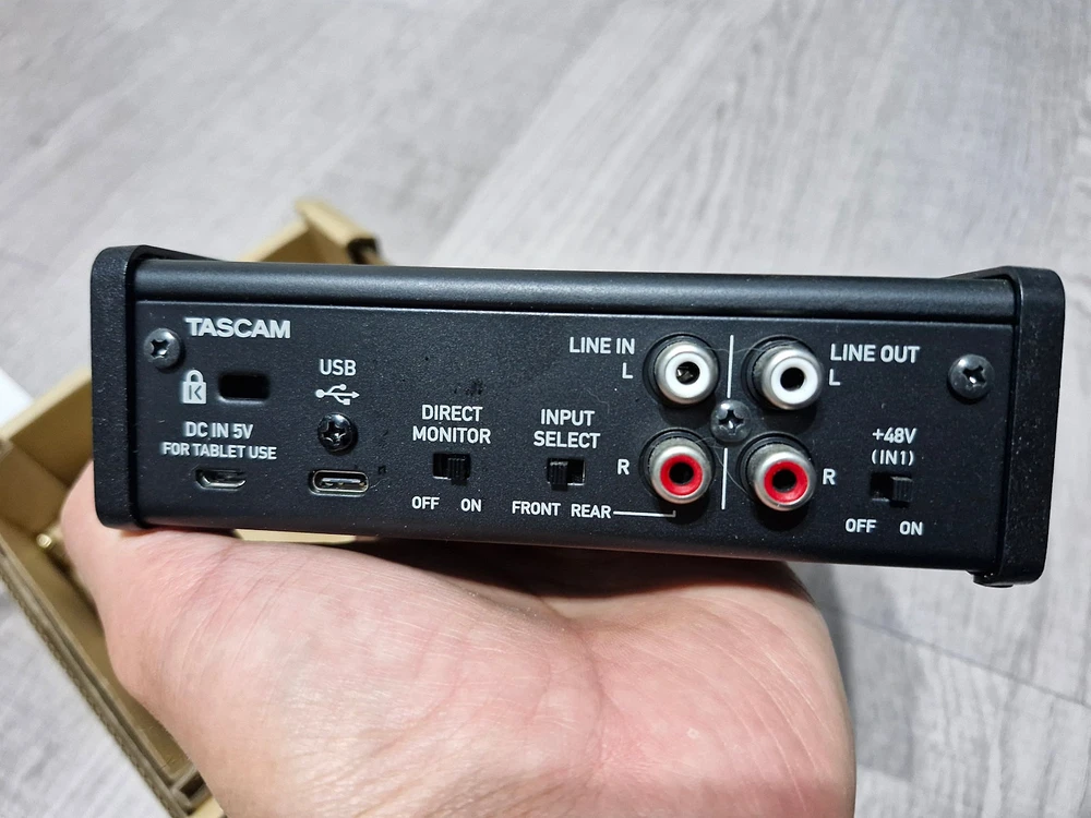 오디오테크니카 콘덴서 마이크 at2020+ 오인페 TASCAM US-1x2HR 세트 판매 이미지