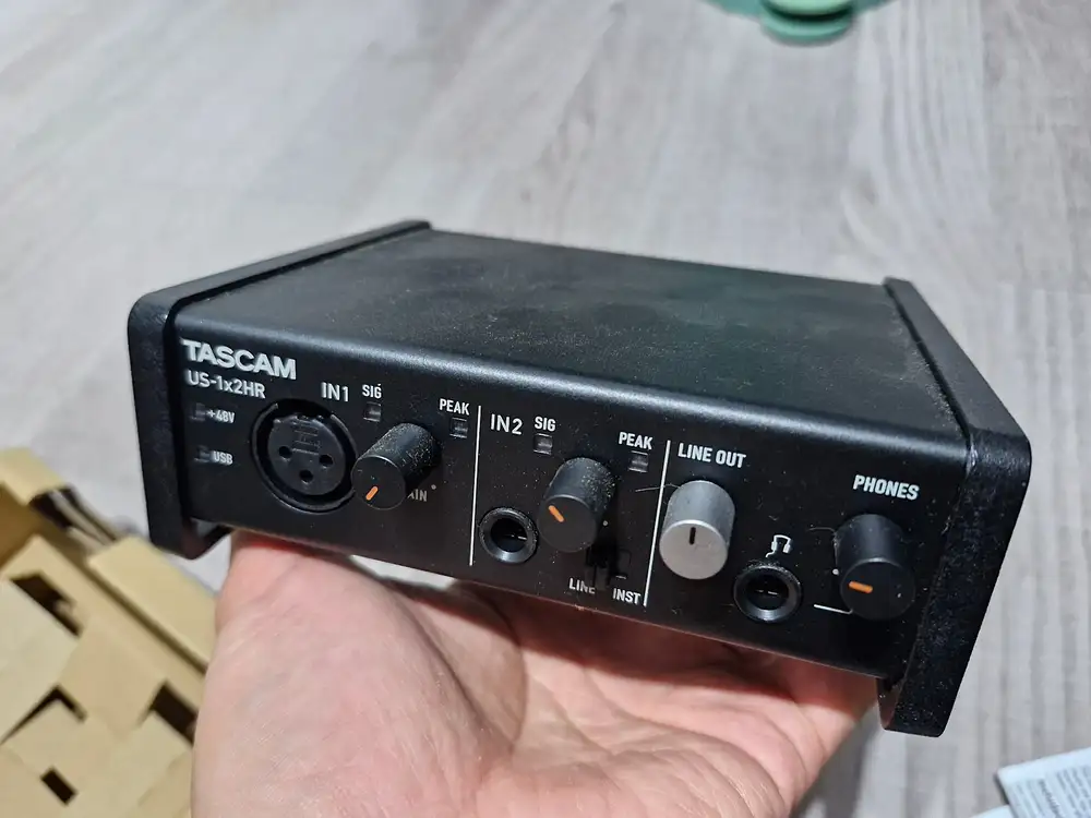 오디오테크니카 콘덴서 마이크 at2020+ 오인페 TASCAM US-1x2HR 세트 판매 이미지