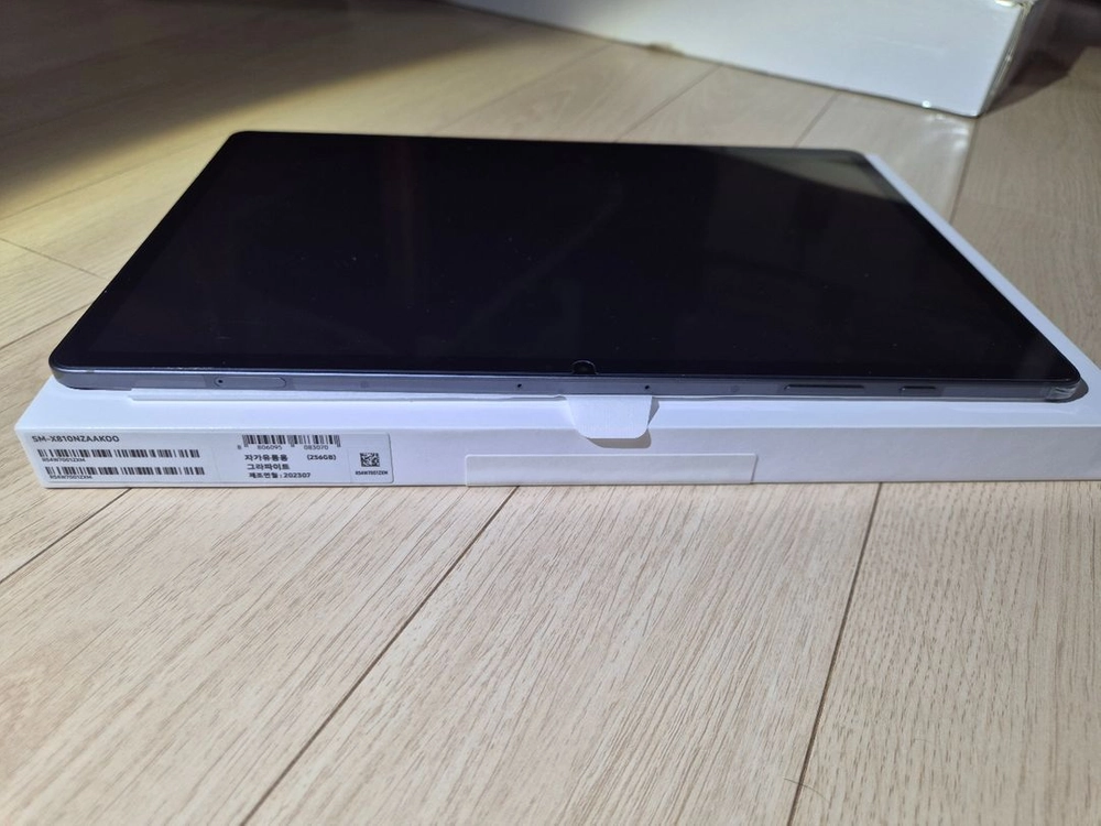 [SSS급] 삼성전자 갤럭시탭 S9+ 플러스 256GB + (키보드, 보호필름, 거치대 2개, 하드케이스) 추가 이미지