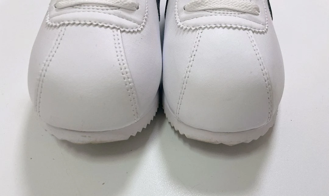 나이키 코르테즈 흰검 240 이미지