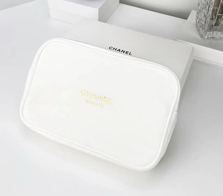새상품) 샤넬 뷰티 화이트 직사각 파우치 이미지