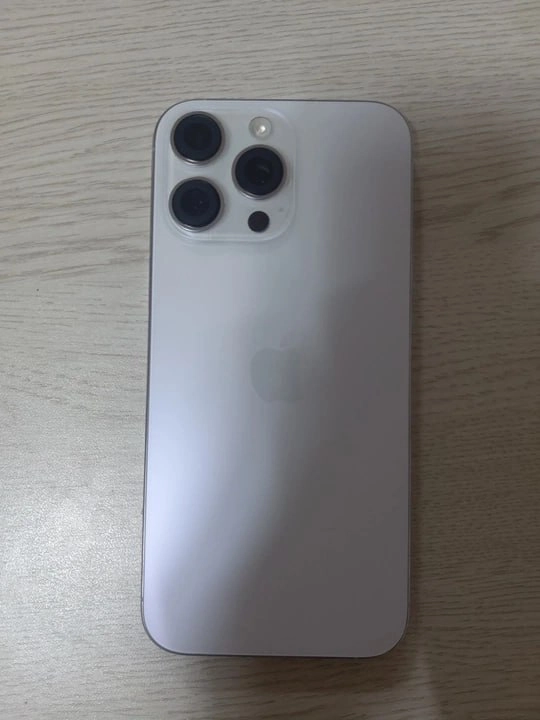 아이폰 16 Pro Max 256GB 화이트 - 안심되는 중고거래