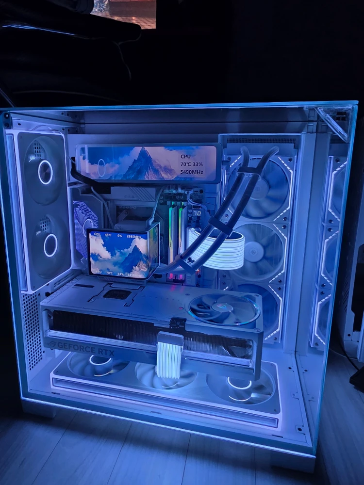라이젠9 9950X3D 96GB RTX5090 아스트랄PC 팝니다 이미지