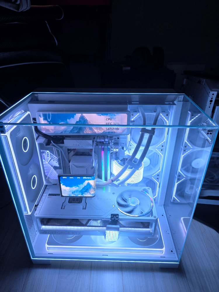 라이젠9 9950X3D 96GB RTX5090 아스트랄PC 팝니다 이미지