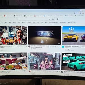 삼성 24인치 게이밍 커브드 모니터 144Hz 이미지