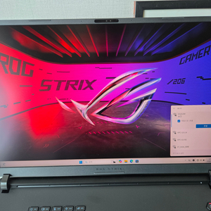 하이엔드 노트북. 에이수스 2025 ROG STRIX SCAR 18 G835LX-SA041W