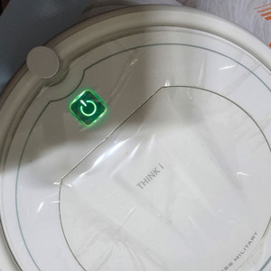 로봇청소기.부품용.전원은 들어 옴. 이미지