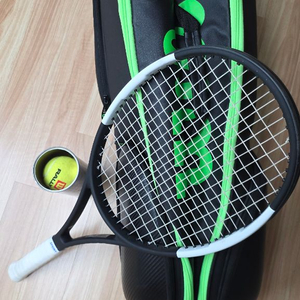 (가격내림)WILSON PRO STAFF 97 테니스 라켓과 전용 가방 이미지