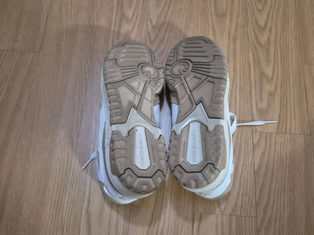 뉴발란스550운동화 이미지
