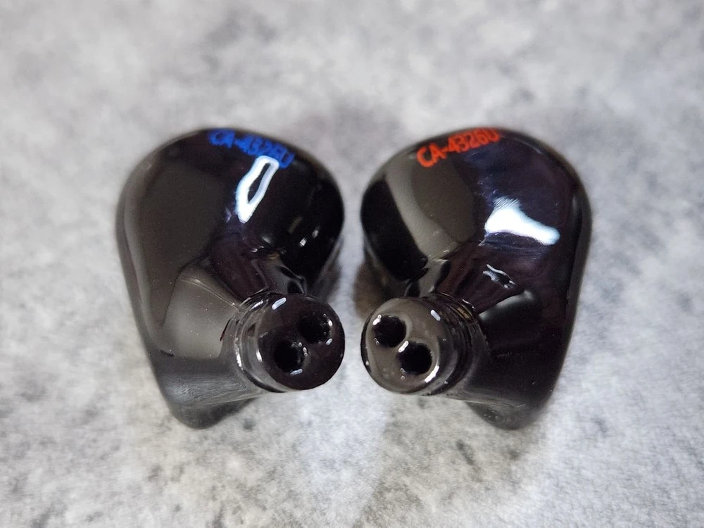 Custom Art Hybrid 3 Pro 이어폰 이미지