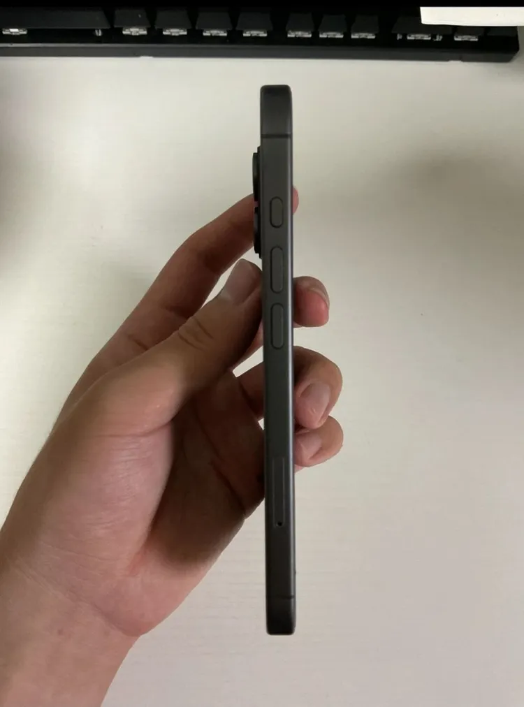 아이폰 17 256GB 블랙 이미지