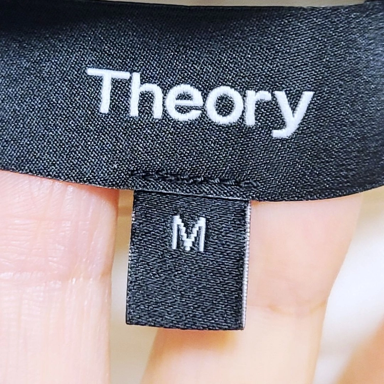 THEORY 띠어리 스트레치 화이트 셔츠 (여성M) 판매합니다. 이미지