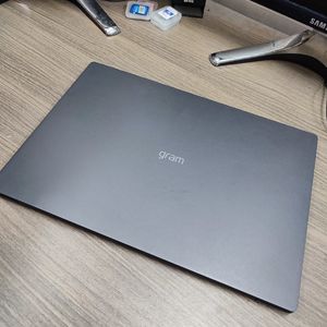 LG전자 2025 그램 프로16 16Z90TS-GS5HK (SSD 512GB)