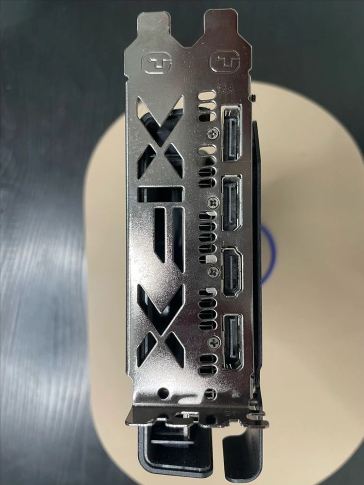 XFX SWFT210 RX 6600 XT CORE 8GB 이미지
