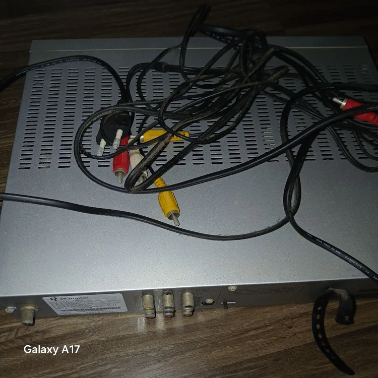 디지털 TV 수신기 이미지