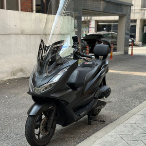 혼다 PCX125 ABS 160보업차량 21년식 저렴하게 판매합니다. 이미지