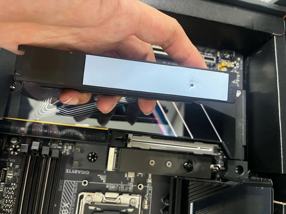 기가바이트 X870E 어로스 익스트림 Ai TOP 메인보드 이미지