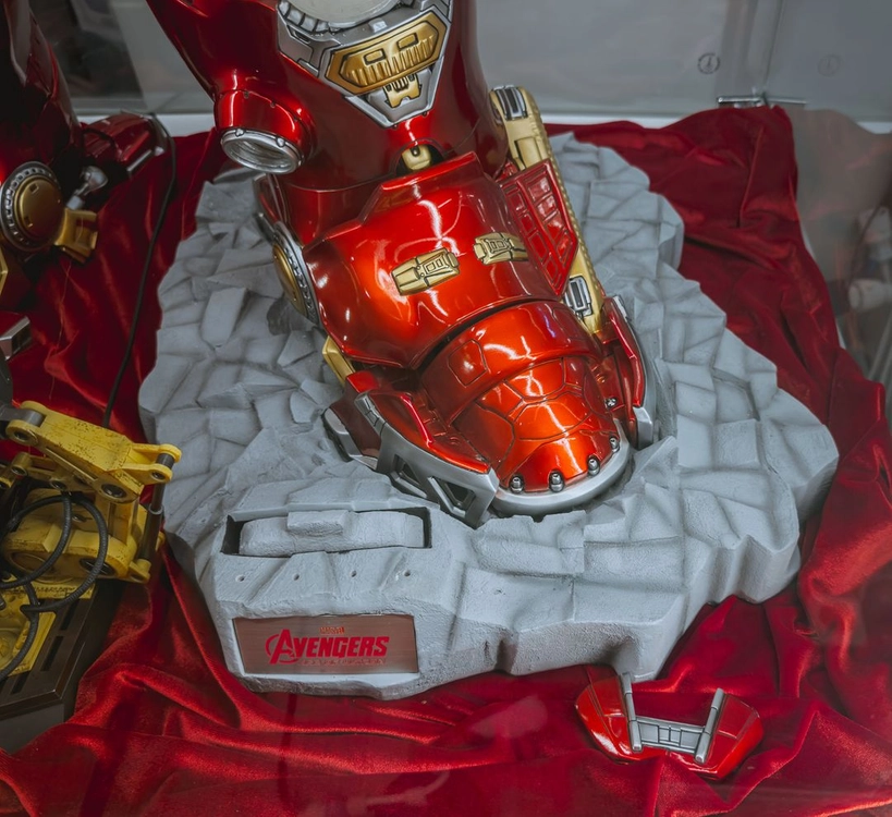 킹아츠 1/4 헐크버스터 차져 스태츄 (전고88cm) 이미지