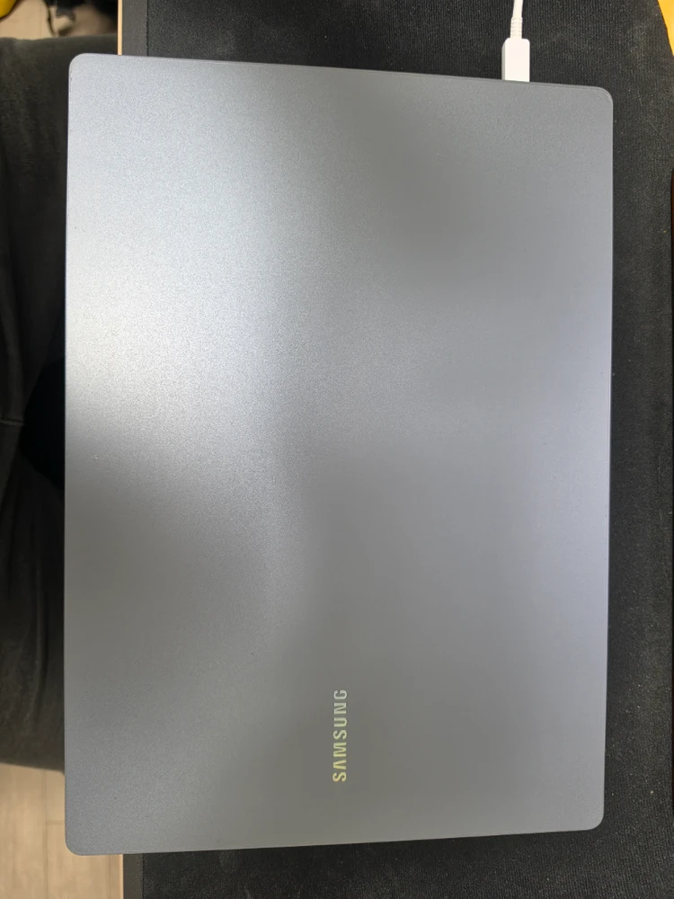 갤럭시북4 울트라 16인치 4070 32gb 판매합니다 이미지