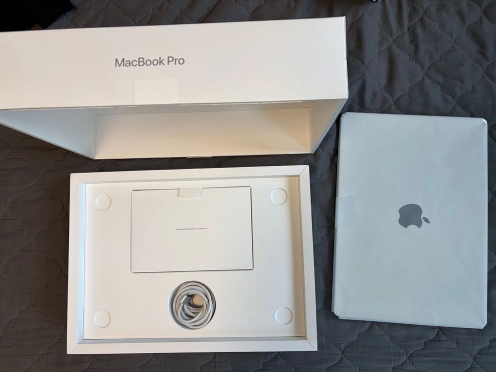 맥북 프로 14 M4 Pro(14/20코어 풀칩) (24GB / 1TB) - MacBook Pro M4 Pro 14 이미지