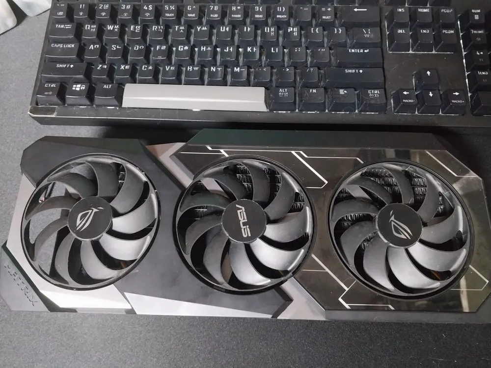 matrix 2080ti 매트릭스 슈라우드 팝니다. - 안심되는 중고거래