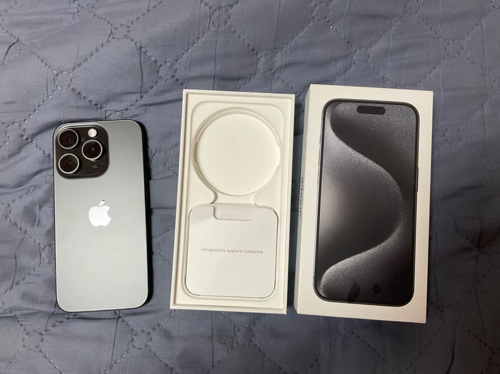 아이폰15프로256GB 블랙티타늄 리퍼 이미지