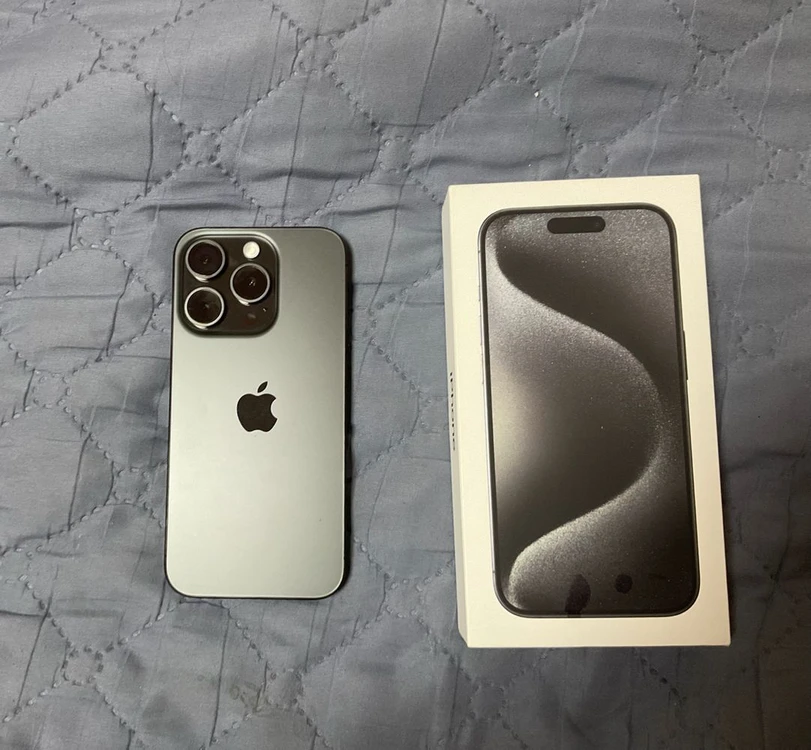 아이폰15프로256GB 블랙티타늄 리퍼 이미지