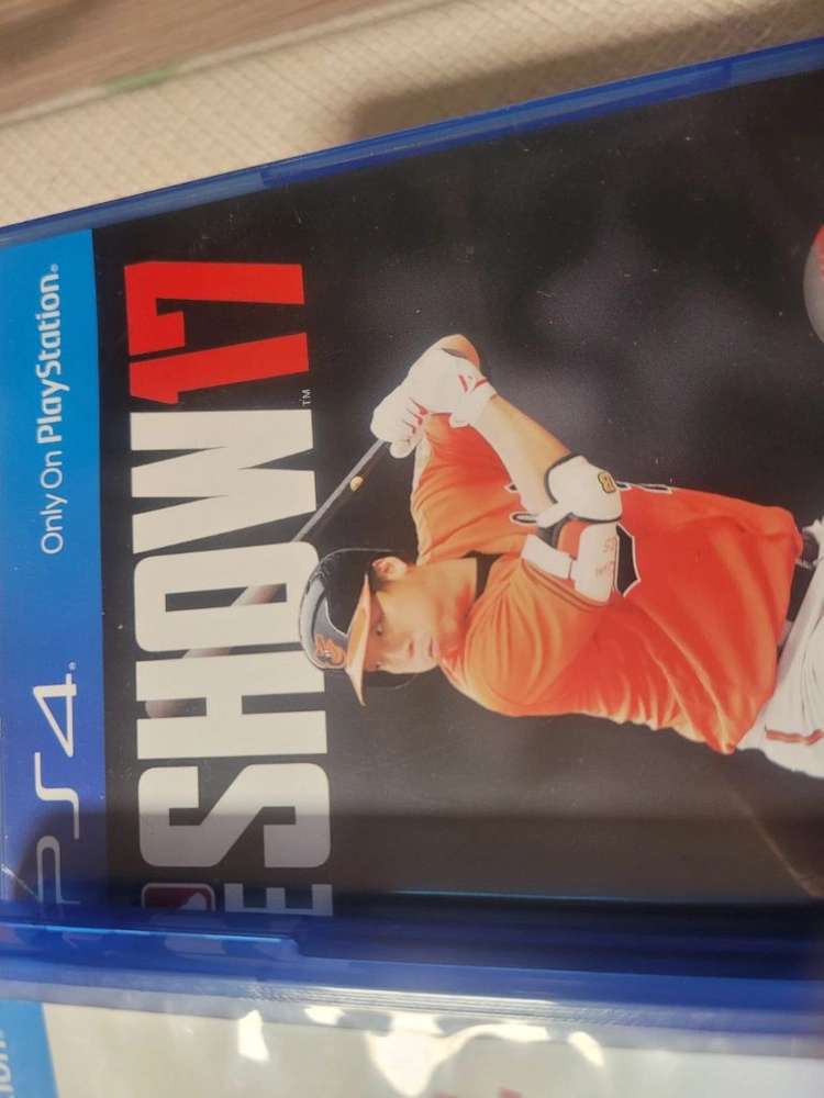 ps4 pro 플스4 프로 랑 보너스 게임3개 일괄 팔아여. 이미지