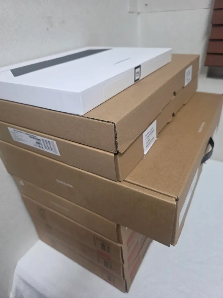 (새제품 개봉품) 갤럭시북6 프로 16인치 AMOLED 2X 노트북 NT960XJG-KC51S 실버색상 이미지