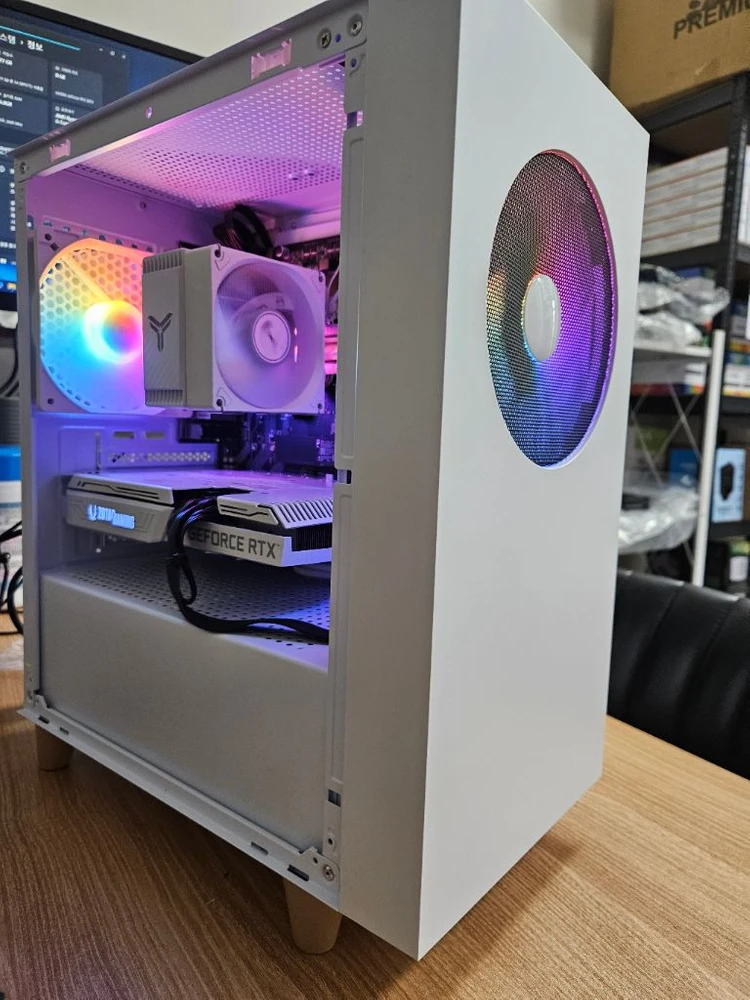 라이젠5 5600XT RTX 3070 데스크탑 팝니다 이미지