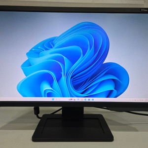 벤큐 24인치 144Hz 게이밍 모니터(XL2411) 팝니다. 이미지