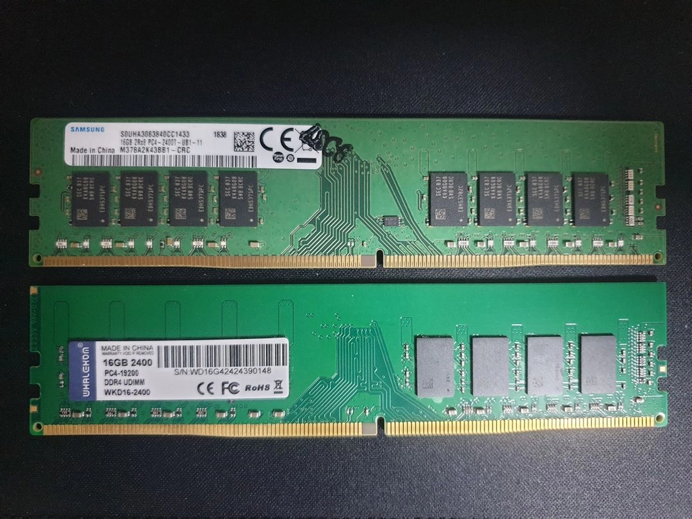 DDR4 2400 16GB 렘 2개 판매합니다. 이미지