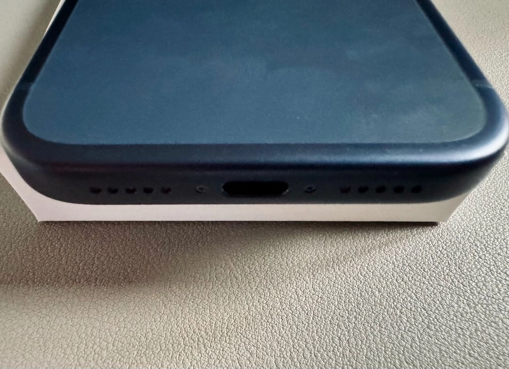 아이폰 17프로 딥블루 256GB 자급제 이미지