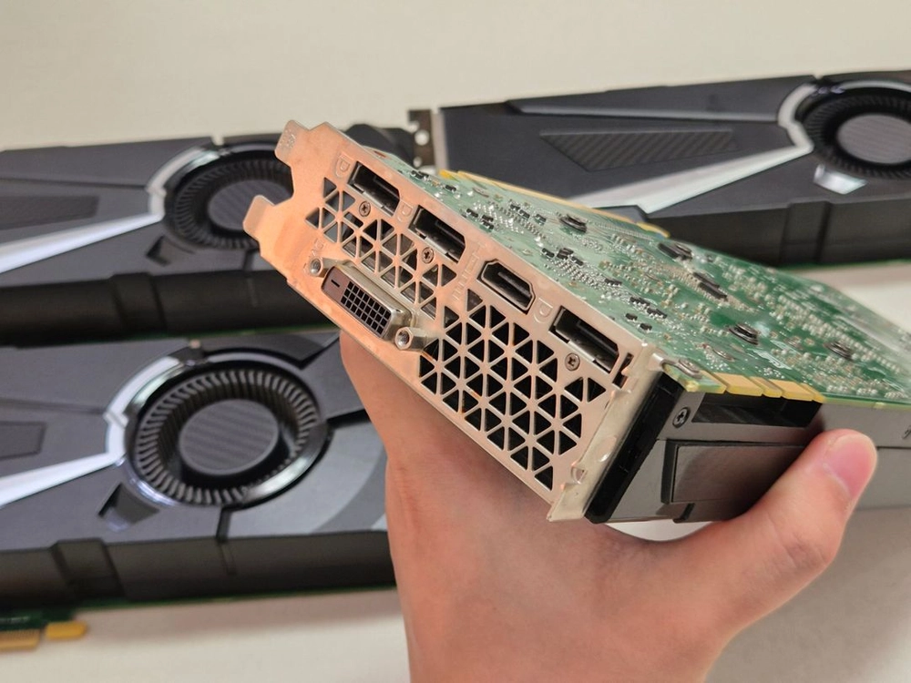 지포스 GTX1080 8g 그래픽카드 4개 이미지