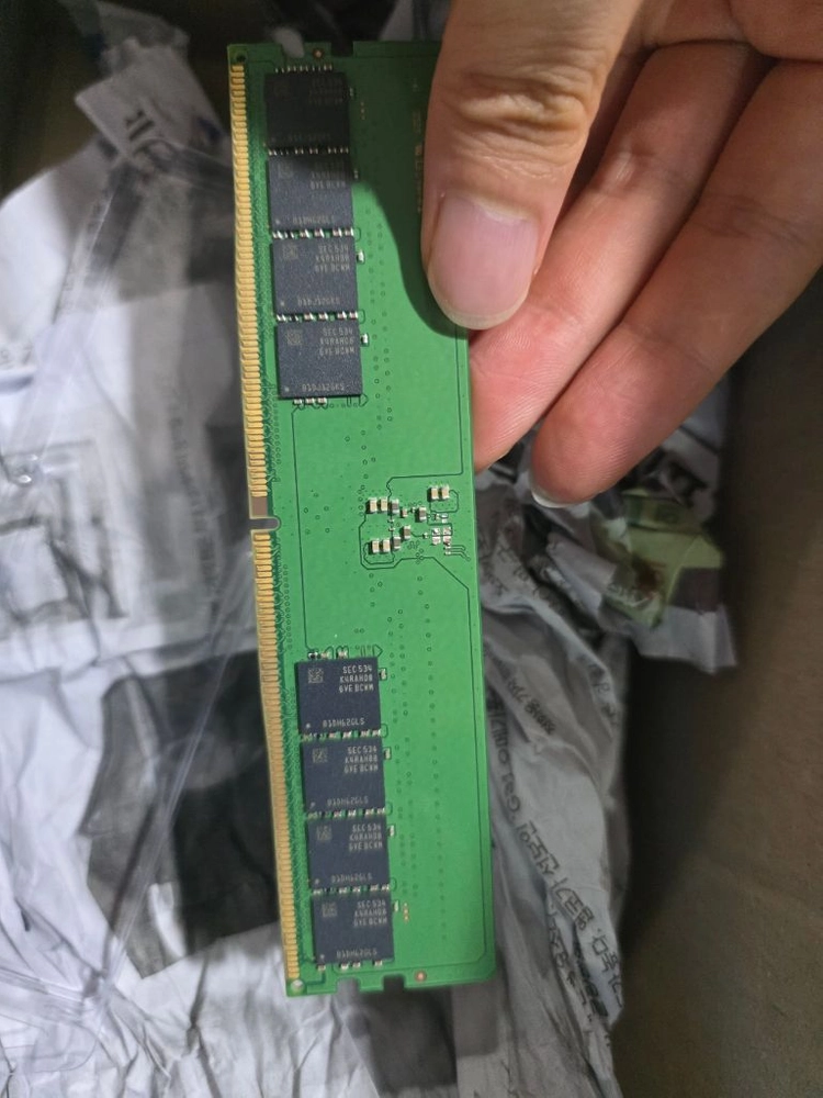 삼성 DDR5 32GB 5600 고장 이미지