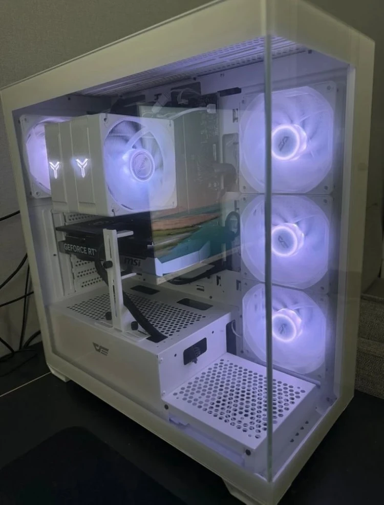 7800X3D / RTX 5070 / 32G / 1TB 본체 - 안심되는 중고거래